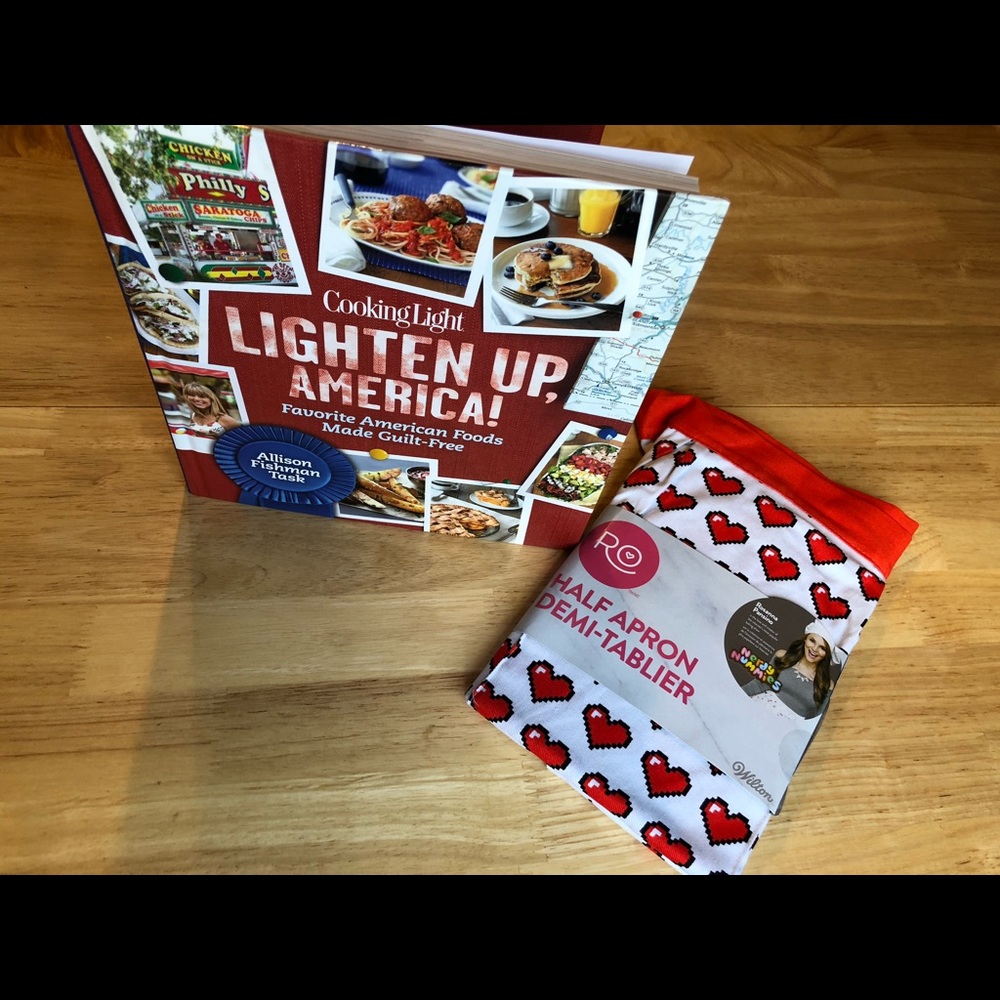 Rosanna Pansino brand new half apron new cookbook